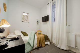 Rent Flat  N/a. Calle de san simón, madrid