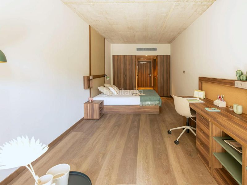 Foto 1d8f20d1-0a0e-4500-9f72-fde49875b252. Affitto edificio in Raval Barcelona
