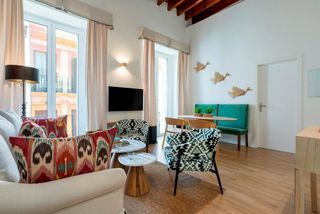 Rent Flat  N/a. Calle zaragoza, sevilla