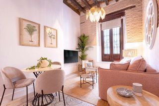 Lloguer Pis  N/a. Calle santas patronas, sevilla