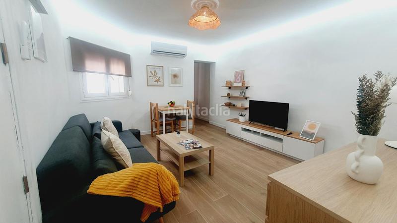 Foto 1664ba6b-e880-4962-b058-61475ae5e8b9. Alquiler piso calle miosotis, en Valdeacederas Madrid