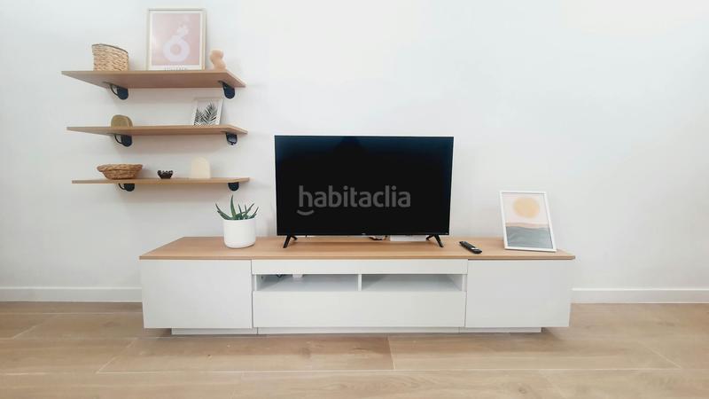 Foto 809f200d-6ff3-49c5-b55a-8cfb386b0931. Rent flat with heating in Valdeacederas Madrid