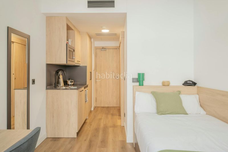 Foto f3b0b9c7-0c80-498c-af84-a5633fad2fd0. Affitto edificio in Tres Olivos-Valverde Madrid