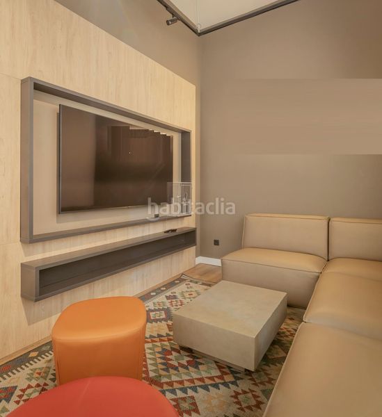 Foto f3e06980-7da6-4242-b3c2-046bb9654751. Affitto edificio in Tres Olivos-Valverde Madrid