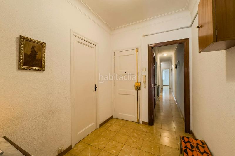 Foto 4c14fb32-9a6c-49f8-8e8a-54d4200b7f82. Lloguer pis amb calefacció a Vila de Gràcia Barcelona