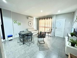 Rent Flat  N/a. Calle de cardeñosa, madrid