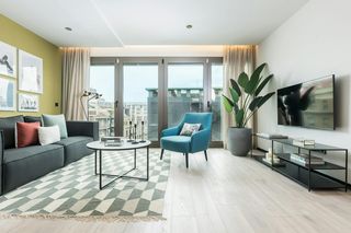 Miete Etagenwohnung  N/a. Carrer de balmes, barcelona