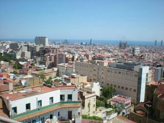 Miete Etagenwohnung  N/a. Avinguda del coll del portell, barcelona