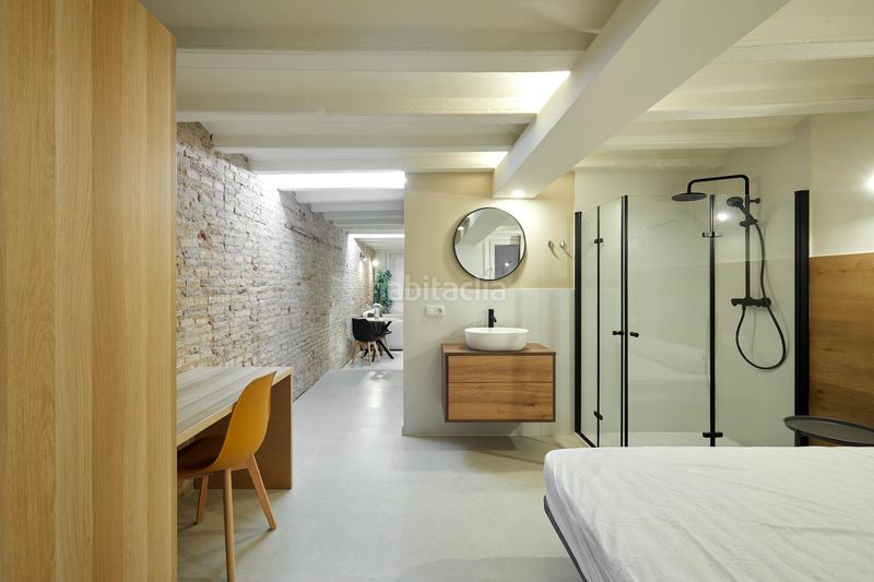 Alquiler Piso  N/a. Carrer de picalquers, barcelona