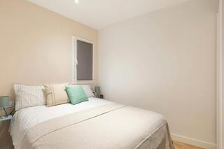 Alquiler Piso  N/a. Carrer de sants, barcelona