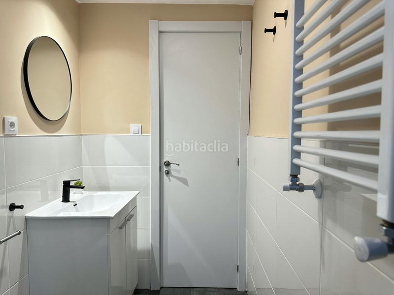 Foto b3c9fac3-b684-450e-80a6-5d6b5015c37d. Miete etagenwohnung mit heizung in Aluche Madrid
