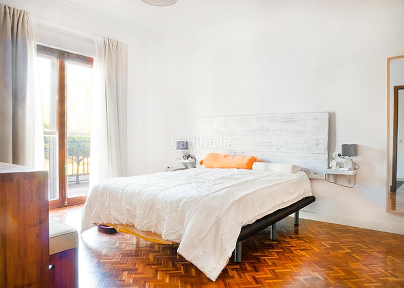 Foto 85defbab-e6e6-4867-8a3a-09c3e29789a1. Miete etagenwohnung mit heizung in Los Remedios Sevilla