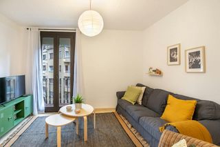 Rent Flat  N/a. Carrer de sepúlveda, barcelona