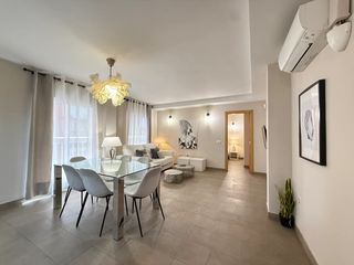 Rent Flat  N/a. Carrer de balmes, valencia