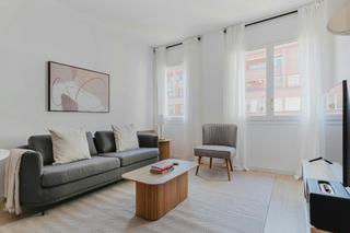 Location Appartement  N/a. Carrer de ramon miquel i planas, barcelona