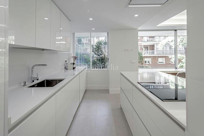 Foto 541bca60-ab15-44c6-a643-07b287302612. Rent flat with heating in Arapiles Madrid