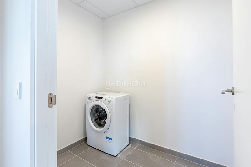 Foto 4d8b5ca8-0b72-4141-8cd8-323aa9e9447f. Alquiler piso calle iberia, en Casco Histórico de Barajas Madrid