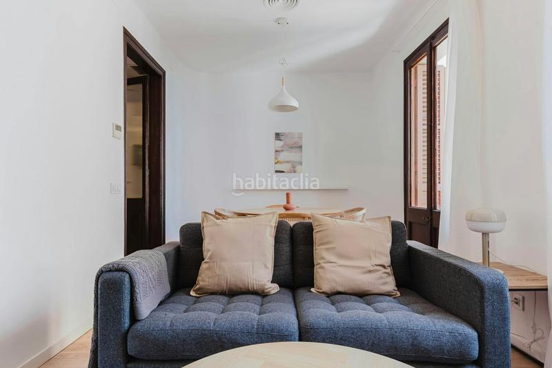 Foto 5ab64578-dc39-4073-af30-23c87bbf8bba. Alquiler piso carrer de tordera, en Vila de Gràcia Barcelona