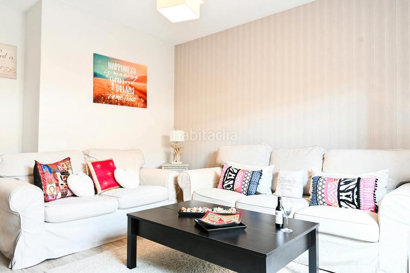 Foto acd96efb-5ae3-46d7-addb-afcae23fb045. Affitto appartamento con riscaldamento in Alameda de Osuna Madrid