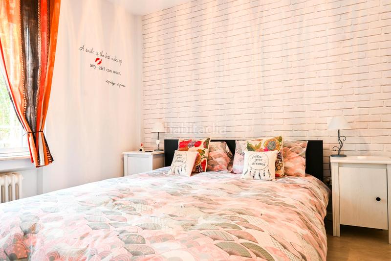 Foto 9c2f795a-37d4-46c3-a849-24c72a86e2da. Rent flat with heating in Alameda de Osuna Madrid