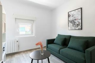 Rent Flat  N/a. Calle sánchez morate, getafe
