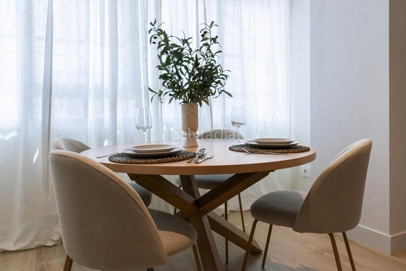 Foto b881926f-d53e-4cb2-a652-3d93773641bd. Lloguer pis a Nueva España Madrid