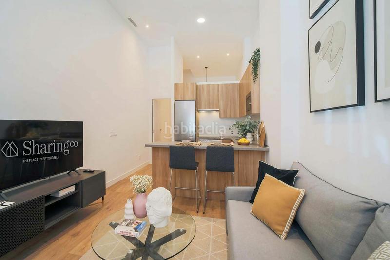 Foto 50c4bb6a-f6b7-4a8c-ae33-1e8a5e544a3b. Rent flat in Ciudad Jardín Madrid