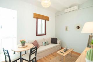 Location Appartement  N/a. Carrer del rosselló, lhospitalet de llobregat