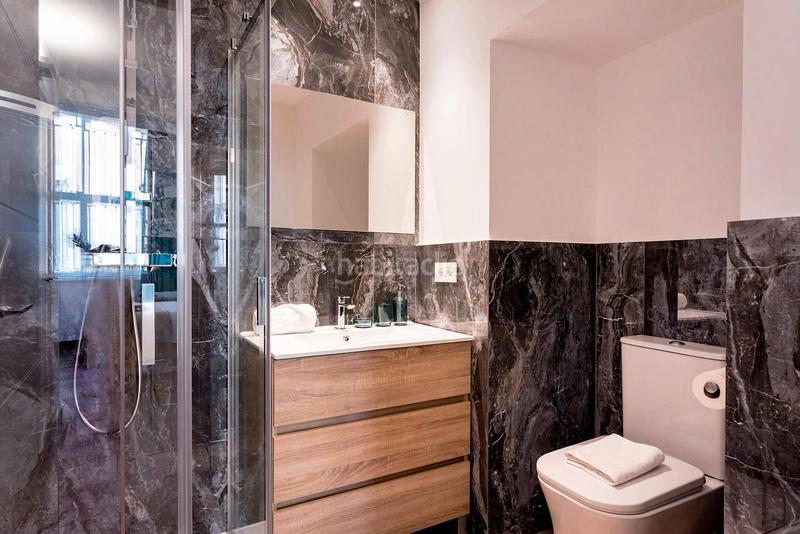 Foto 117b0bcc-b0c6-40c1-91bb-9f44654f09aa. Affitto appartamento con riscaldamento in Alfalfa - Santa Cruz Sevilla