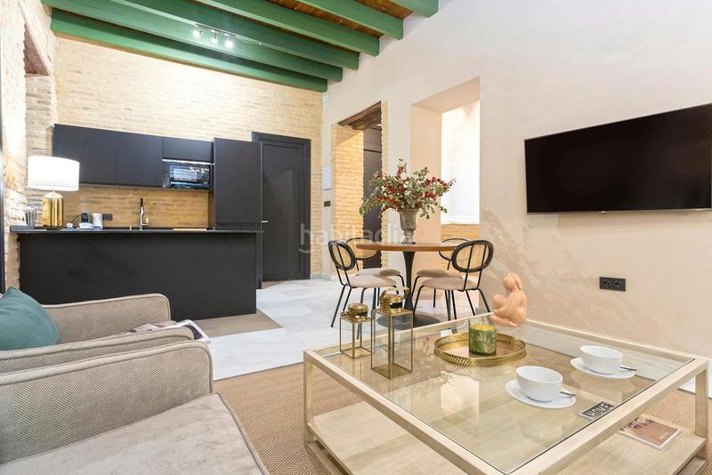 Foto 29e675c8-bee4-486f-b882-2063545eb89a. Affitto appartamento con riscaldamento in Alfalfa - Santa Cruz Sevilla