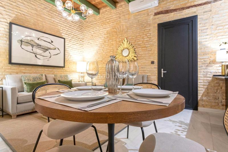 Foto 0aeb1b51-749a-4ef9-a0cf-018264949e9f. Lloguer pis amb calefacció a Alfalfa - Santa Cruz Sevilla