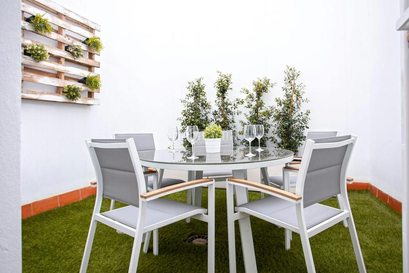 Foto 1ab7f302-f47e-43c6-9709-6397f8c806bd. Rent flat with heating in La Calzada - La Florida Sevilla