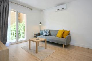 Miete Etagenwohnung  N/a. Carrer dalcúdia, barcelona