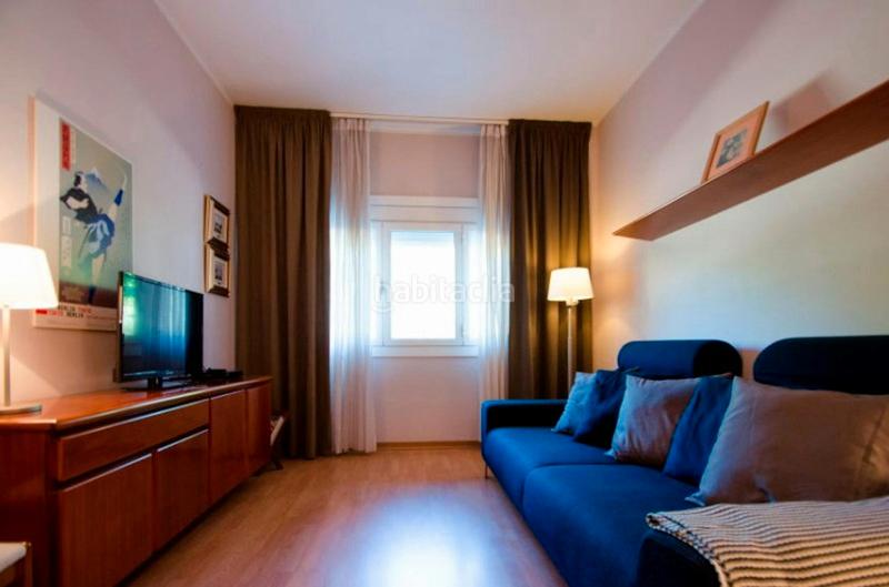 Foto 0827c154-7c47-488d-9376-659b4e9932e7. Alquiler piso carrer despronceda, en Poblenou Barcelona