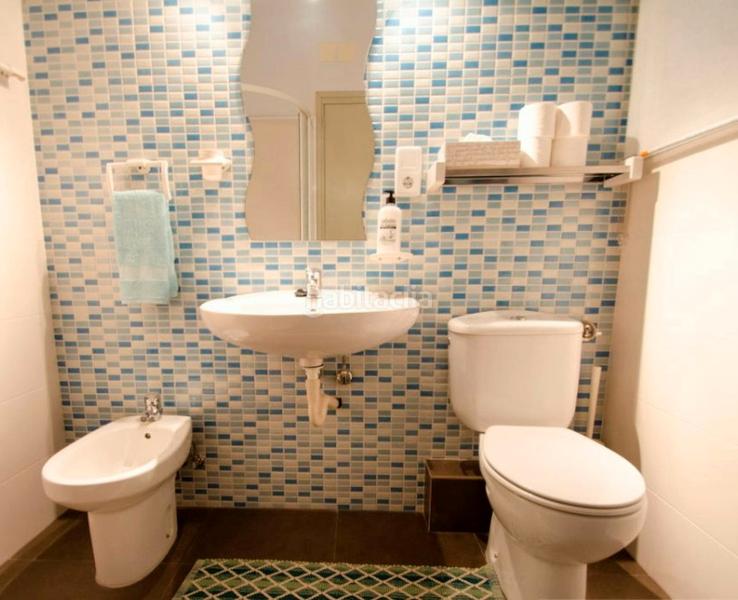 Foto 48ee0432-2962-4464-8213-f2e41f865c02. Alquiler piso carrer despronceda, en Poblenou Barcelona