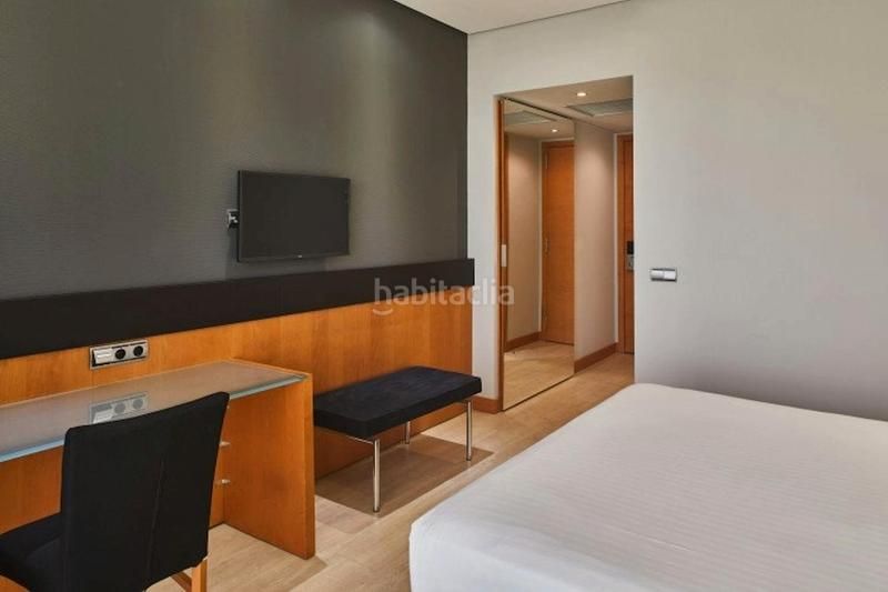 Foto 056479a4-89ab-493e-8536-188ae18702f6. Alquiler piso calle juan rizi, en Salvador Madrid