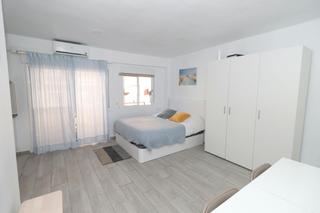 Rent Flat  N/a. Carrer del pintor ferrandis, valencia