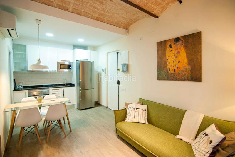 Foto d0031809-95f8-4f9a-8326-0611811cd8d7. Rent flat with heating in Provençals del Poblenou Barcelona