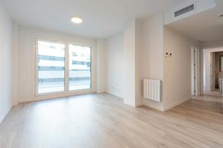 Rent Flat  N/a. Calle iberia, madrid