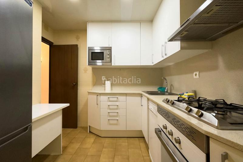 Foto 0a49eefa-25ba-4cfc-9b04-55585731a0ea. Affitto appartamento con riscaldamento in Turó de la Peira Barcelona