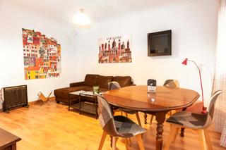 Location Appartement  N/a. Carrer de mossèn jaume busquets, lhospitalet de llobregat