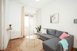 Location Appartement  N/a. Calle de san bartolomé, madrid