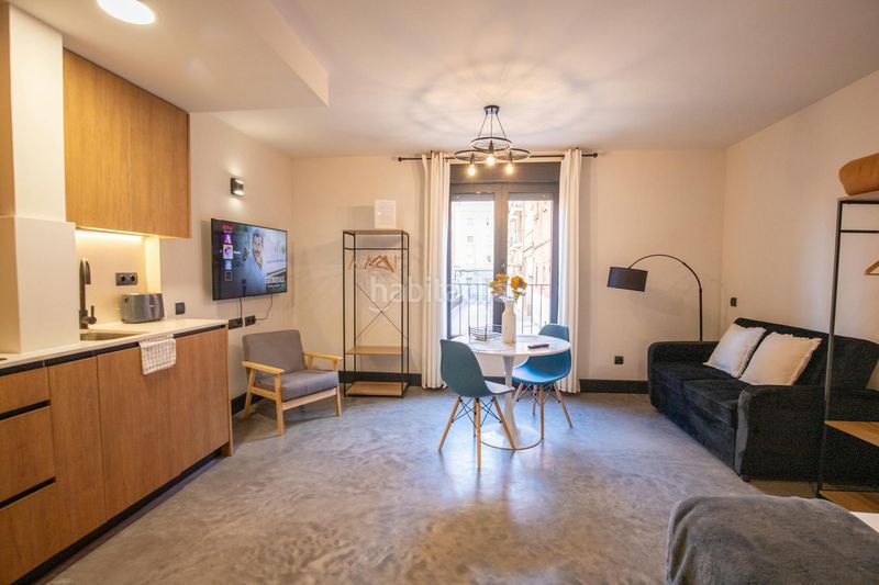 Foto adb30c5e-ee6a-466b-bfc9-d02819b45a13. Miete etagenwohnung mit heizung in Almendrales Madrid