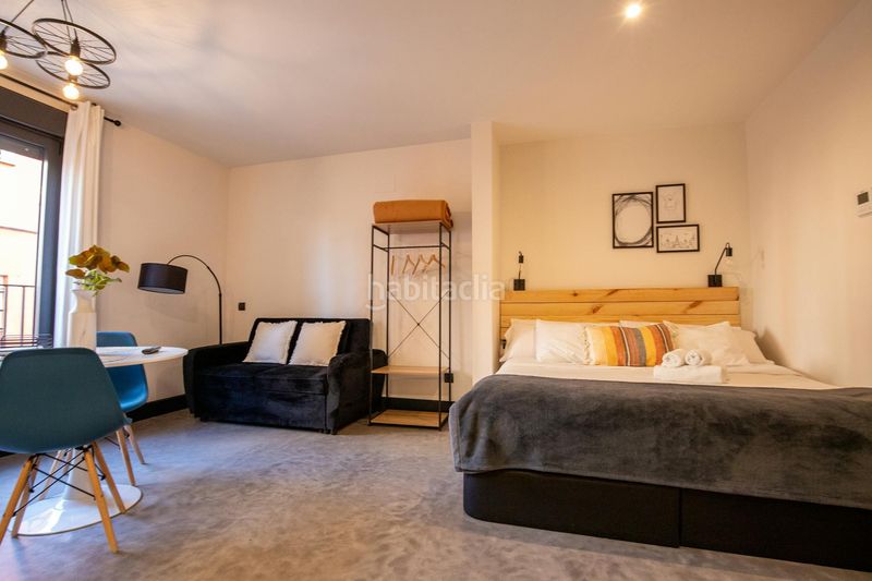 Foto feeb9ba6-8e28-4d13-8c99-80d93057111f. Miete etagenwohnung mit heizung in Almendrales Madrid