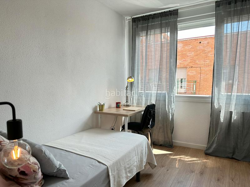 Foto 0f83fe7b-6b12-4f26-a5ee-dff00aece45d. Rent flat with heating in Numancia Madrid