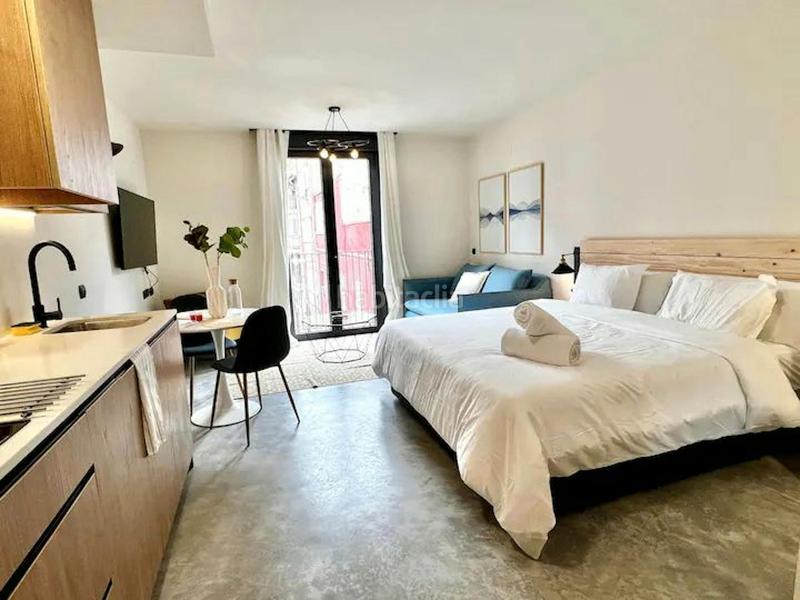 Foto 550daa6e-9352-49aa-abc8-721c778b8640. Rent flat with heating in Almendrales Madrid