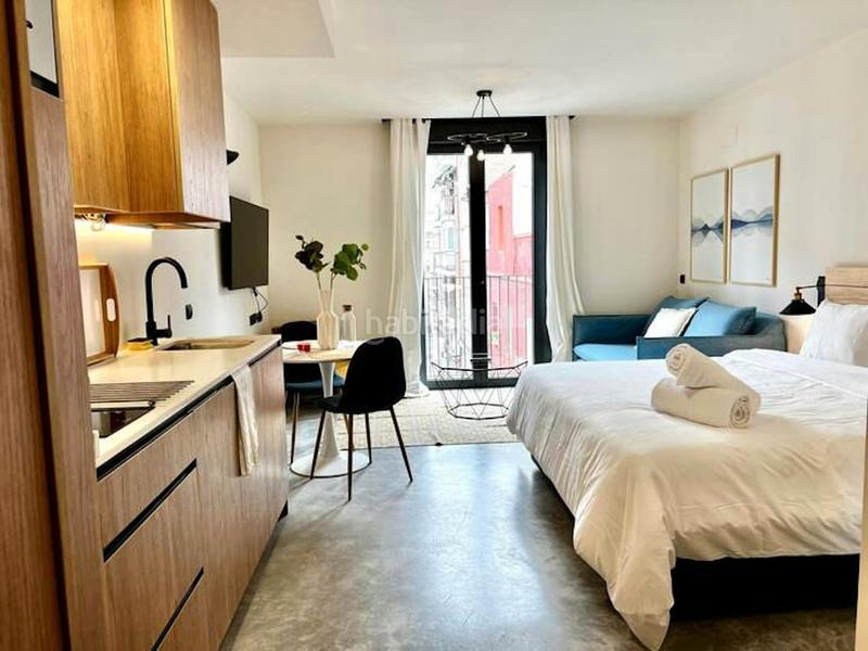 Foto b54f0ed8-f398-46fc-a755-e5c4cb7b5282. Rent flat with heating in Almendrales Madrid