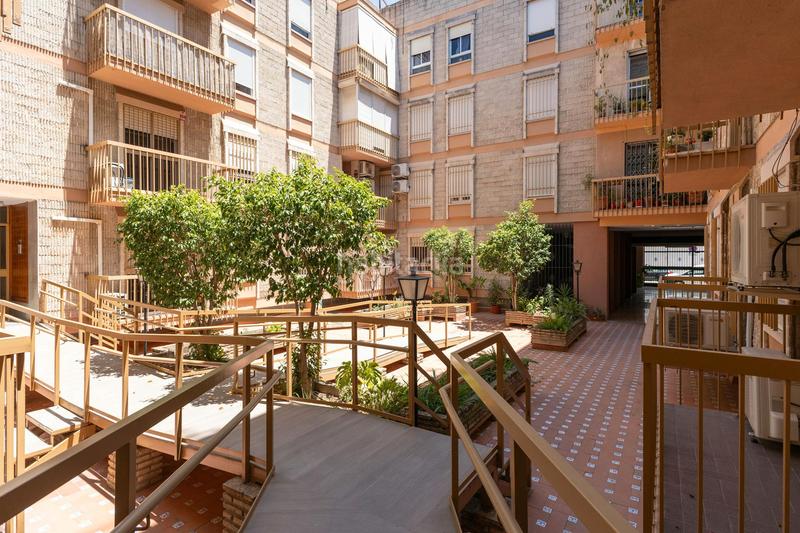 Foto 835330d6-0032-451b-9218-a5c21015b8d8. Rent flat with heating in San Lorenzo Sevilla