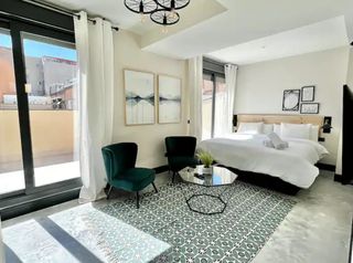 Miete Etagenwohnung  N/a. Calle felipe díaz, madrid