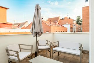 Location Appartement  N/a. Calle luis missón, madrid
